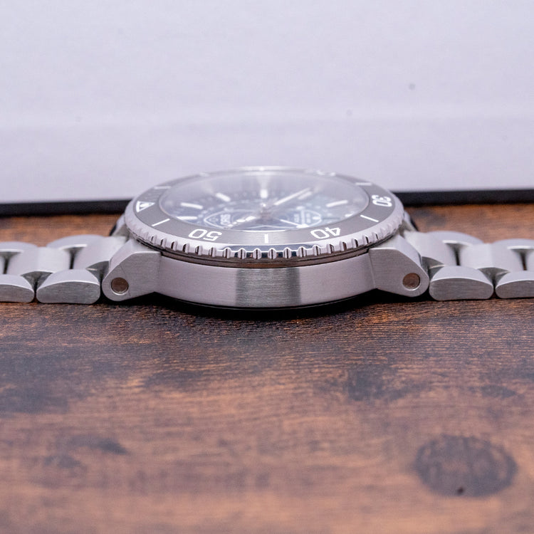 2021 Oris Aquis Dat Watt Limited Edition 43.5mm 01 761 7765 4185