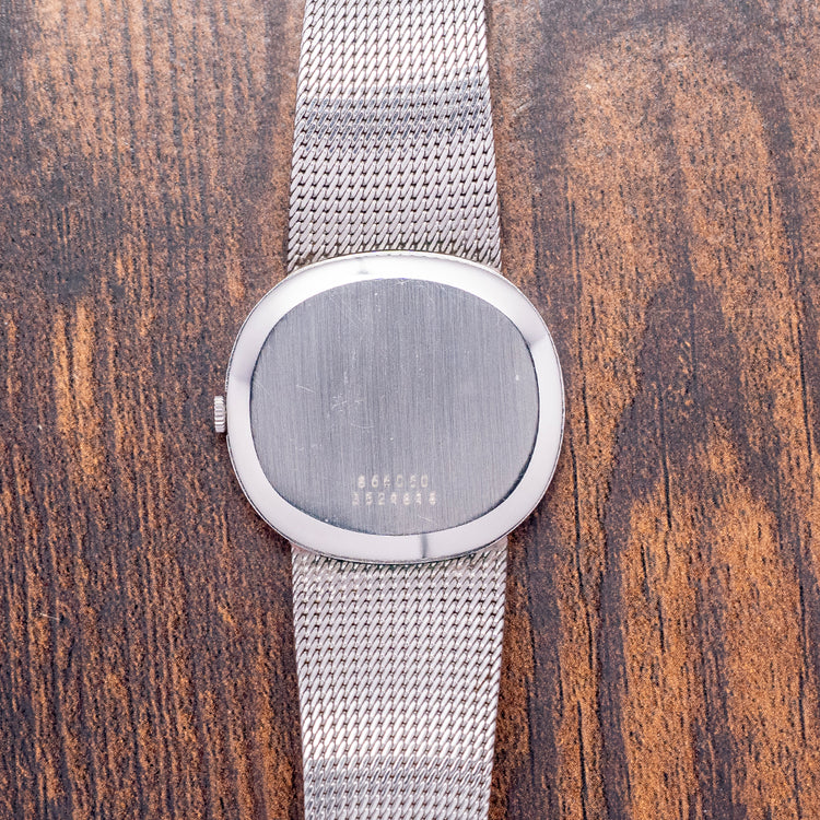 1970s Universal Geneve White Shadow Automatic Blue 866050