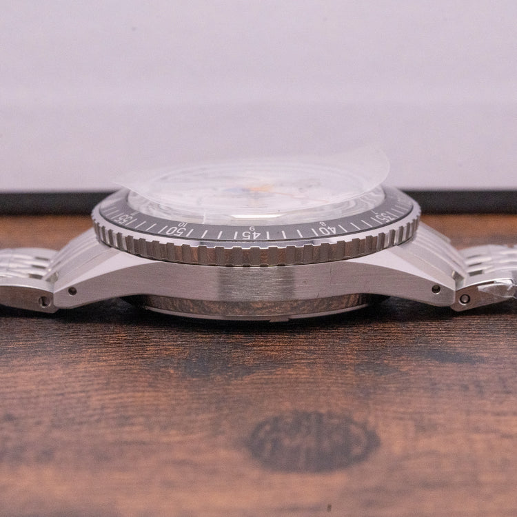 Unworn Nivada Grenchen x Analog:Shift Chronomaster 'Big Eye'