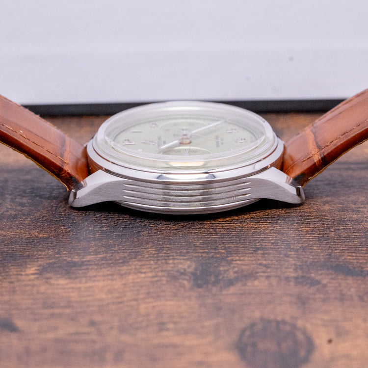 2021 Breitling B09 Chronograph 40 "Pistachio" Dial AB0930D31L1P1