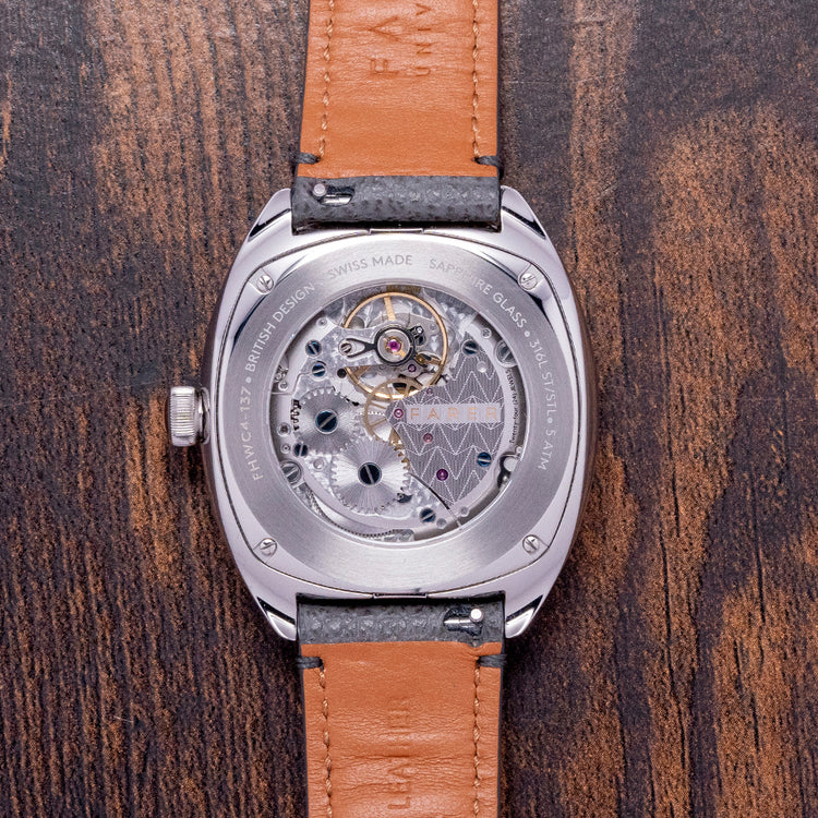 2022 Farer Durham Salmon Cushion Case 38.5mm