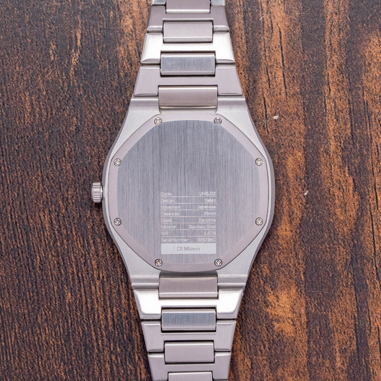 2025 D1 Milano Ultra Thin 1970 Groovy Silver Quartz 39mm