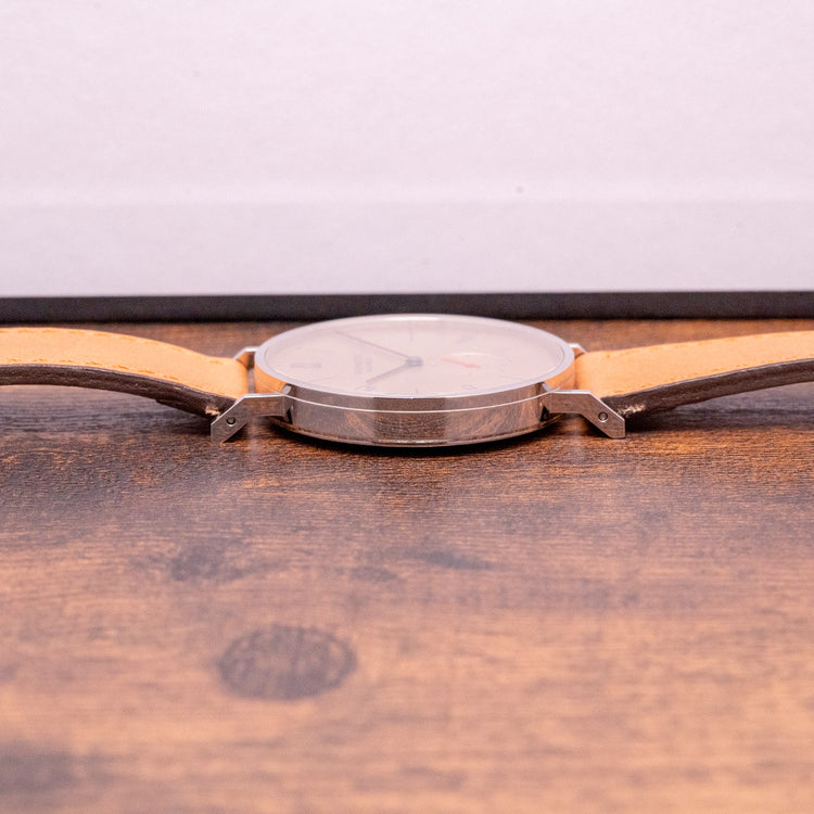 2020 Nomos Tangente Red Dot Singapore Limited Edition 164.S10