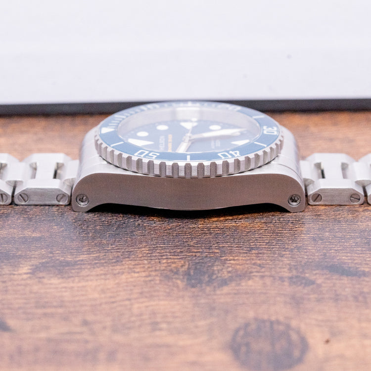 2021 Helson Shark Diver 38 Blue Dial Sapphire Bezel Miyota