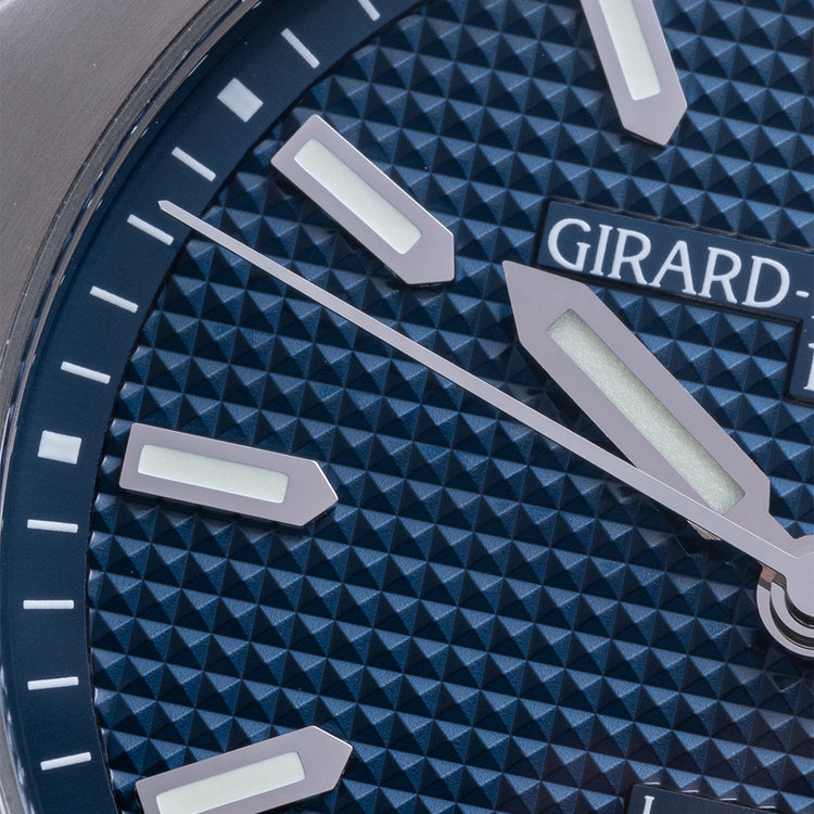 2022 Girard Perregaux Laureato 42 Blue Auto 81010-11-431-11A