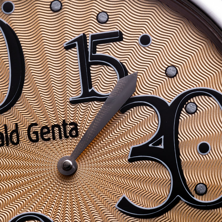 2004 Gerald Genta Jump Hour Retrograde REC.L.10 Box & Papers