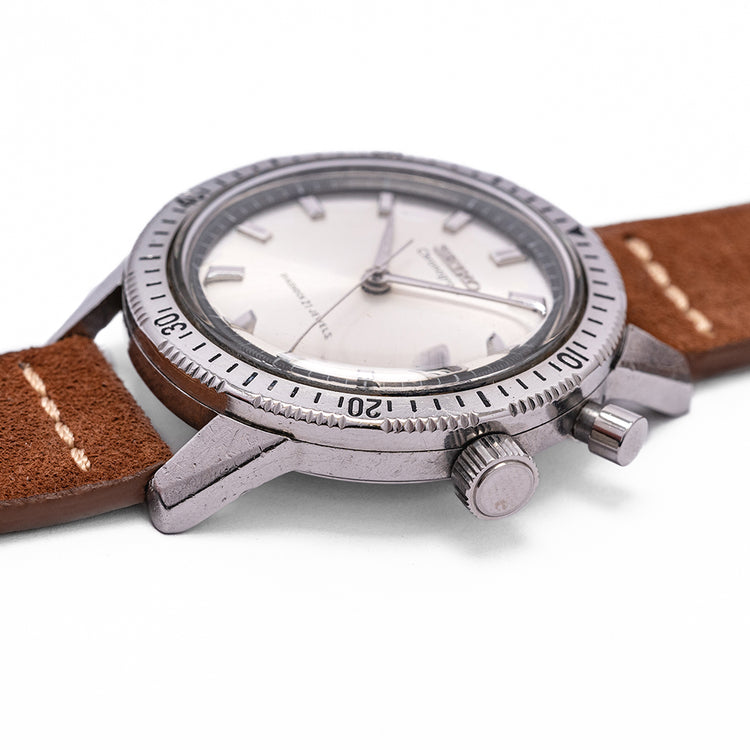 1965 Seiko Monopusher Chronograph Silver 5717-8990