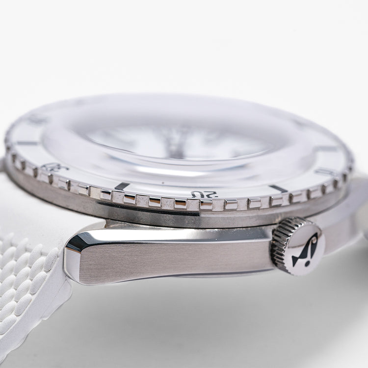 2021 Doxa Sub 200 White Pearl 42mm 799.10.011.23