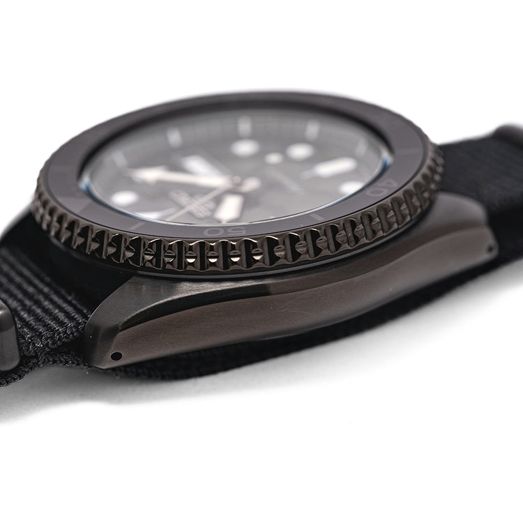 Unworn 2022 Seiko 5 Sports Green Camo Dial SRPJ37