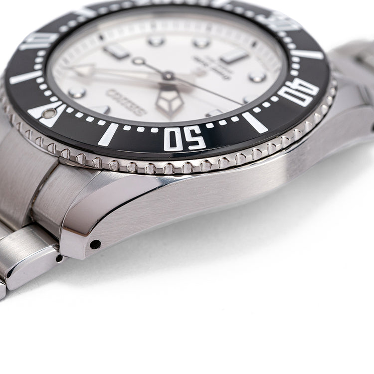 2017 Grand Seiko Quartz Diver SBGX115 on Bracelet