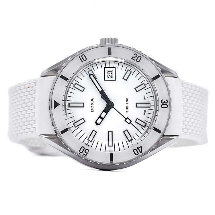 2021 Doxa Sub 200 White Pearl 42mm 799.10.011.23