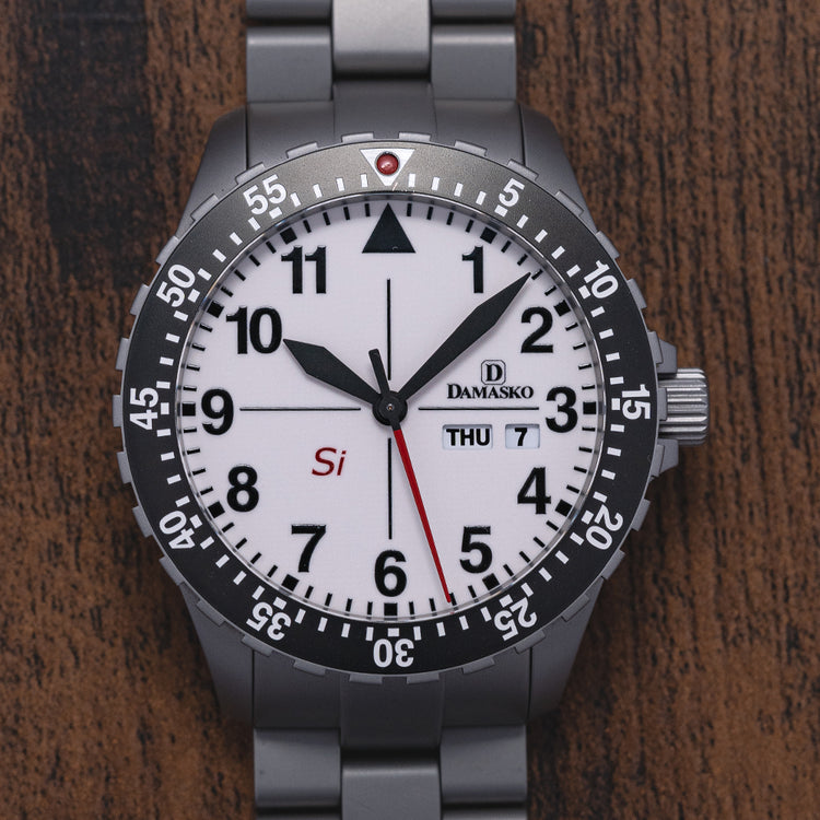 2020 Damasko DK11 Si Automatic with Bracelet & Strap Lume Dial