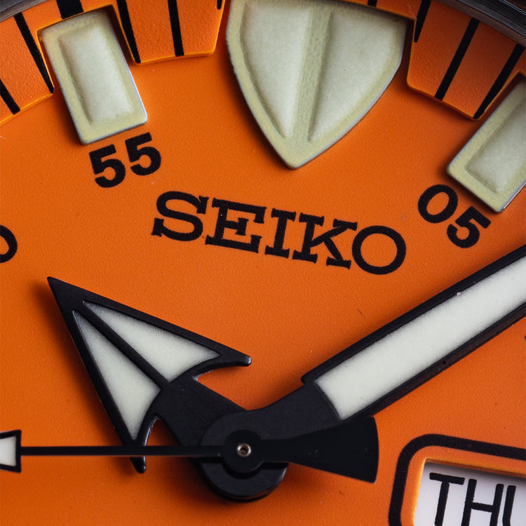 2007 Seiko Orange Monster 1st Gen SKX781 Box & Papers