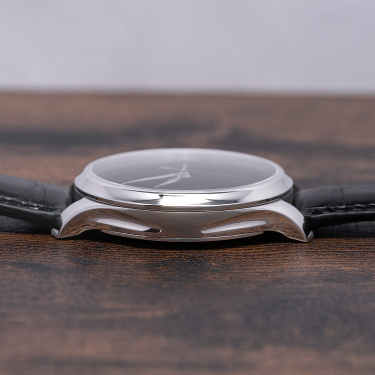 Unworn 2023 H.Moser & Cie Endeavour Centre Seconds Vantablack 1200-1235