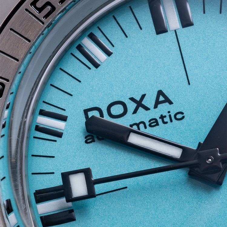 2021 Doxa SUB 300 Aquamarine Blue 821.10.241.10
