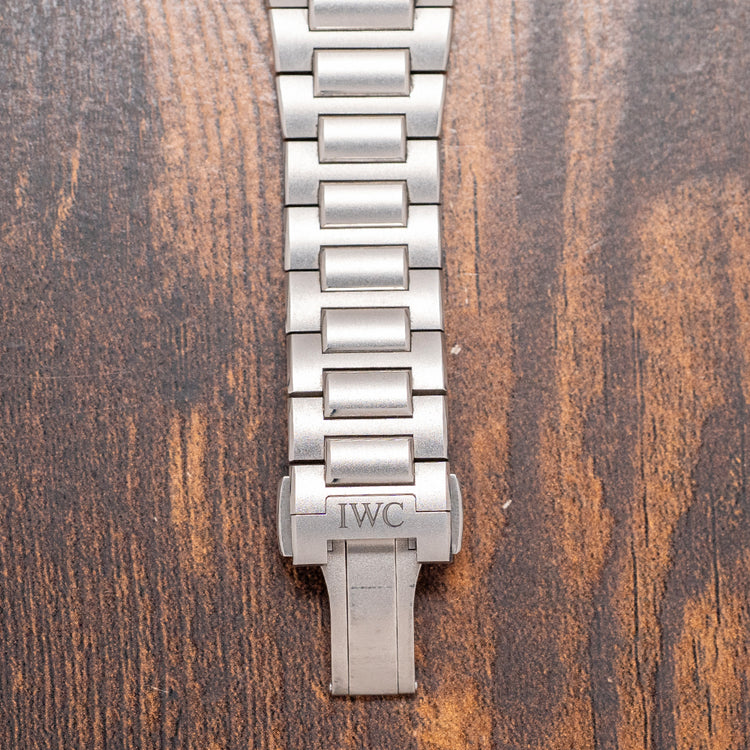 2025 IWC Ingenieur Automatic 40mm Titanium IW328904