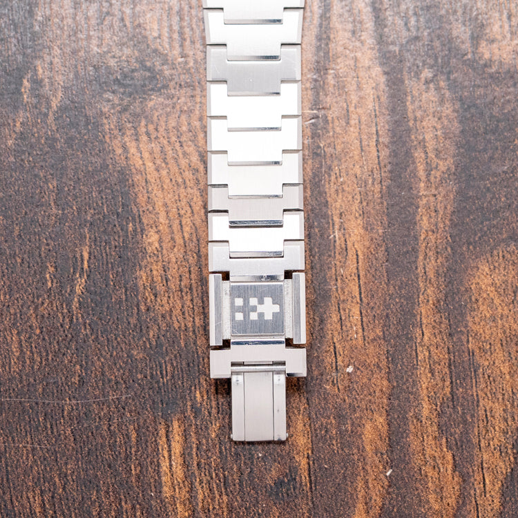 2025 Christopher Ward The Twelve 660 Handwound 38mm