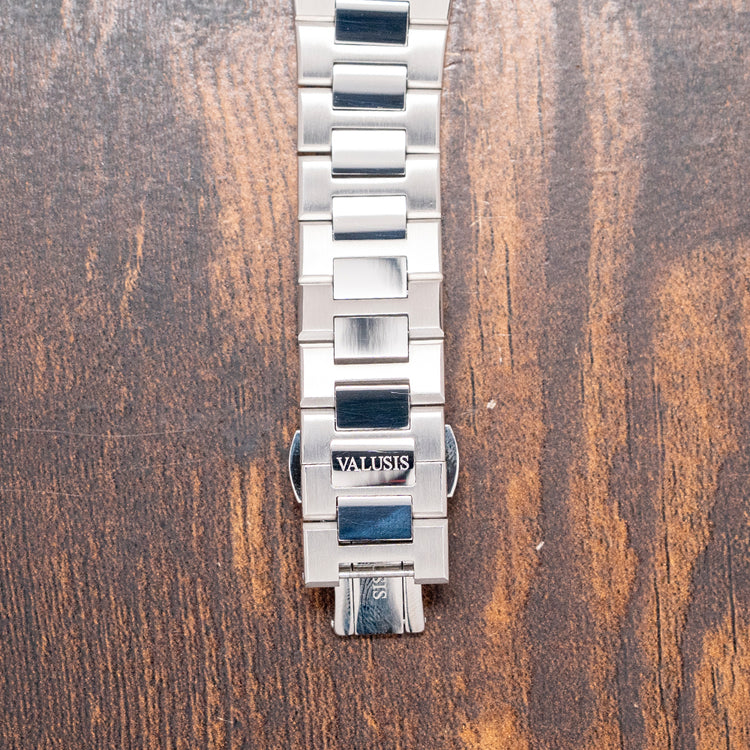 2026 Valusis Volt Tiger Eye Automatic 40mm on Bracelet