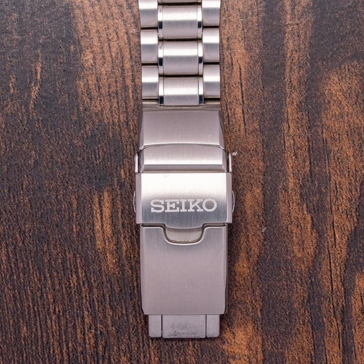 2022 Seiko Naomi Uemura 80th Limited Edition 44mm SLA049