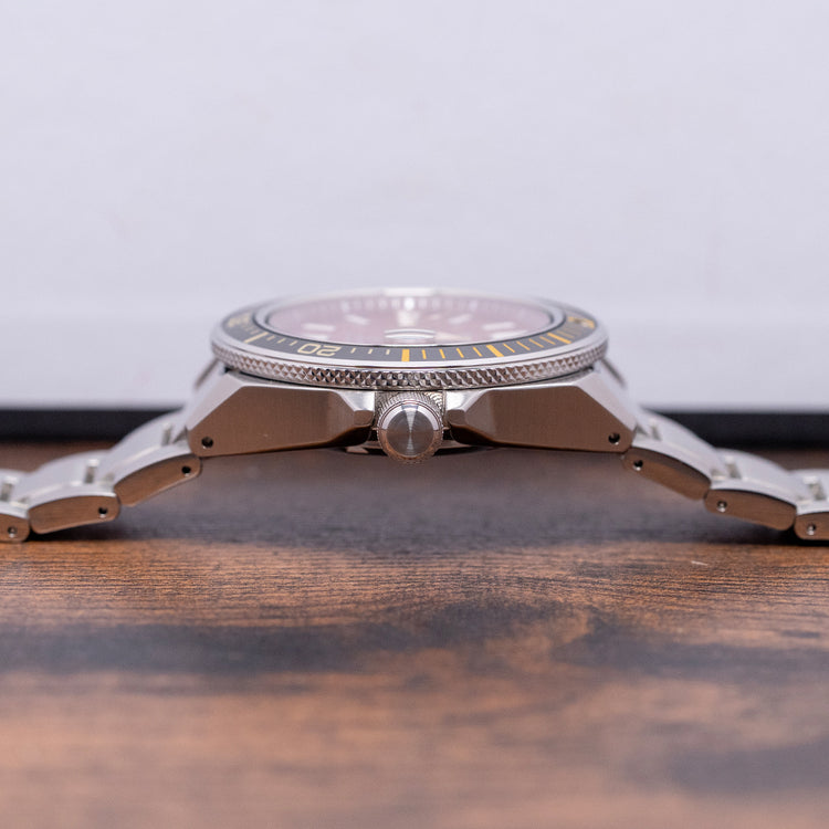 2022 Seiko Suigun “Samurai” Limited Edition Red 44mm SRPH61K1