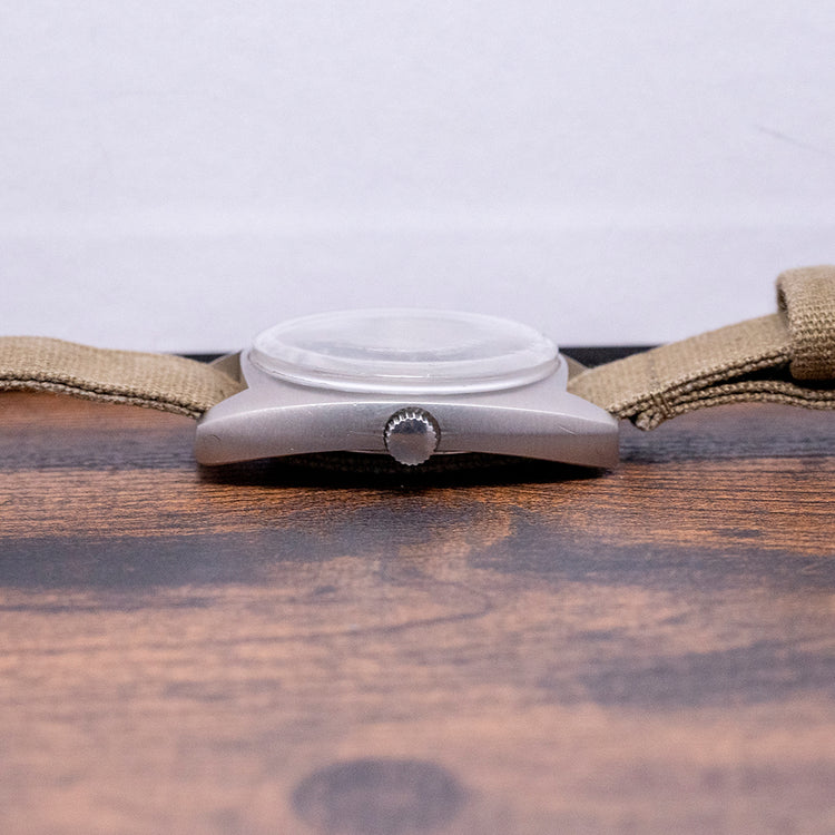 1976 CWC W10 British Military Issued 35mm Watch