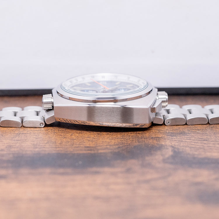 2025 Richurus Bullhead Chrono Quartz Blue on Bracelet 43.5mm