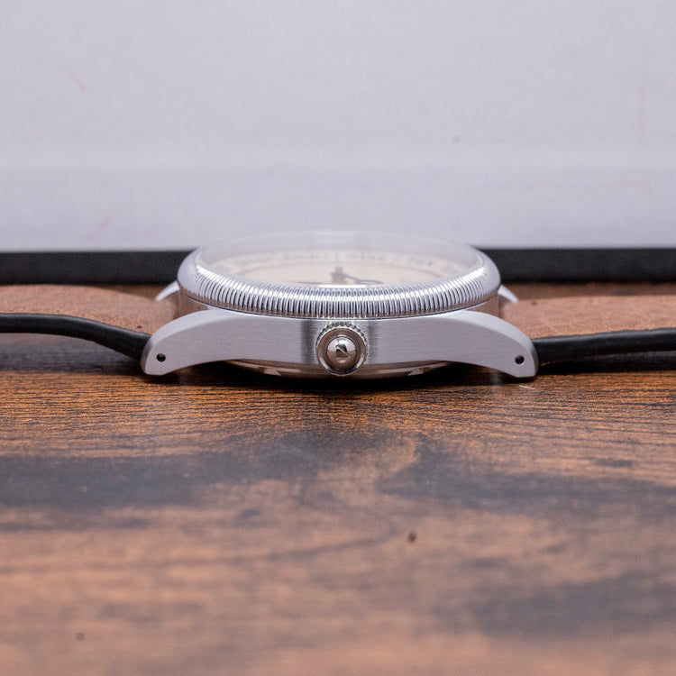 2025 Vario Navi Single Hand Sand Beige Compass 38mm