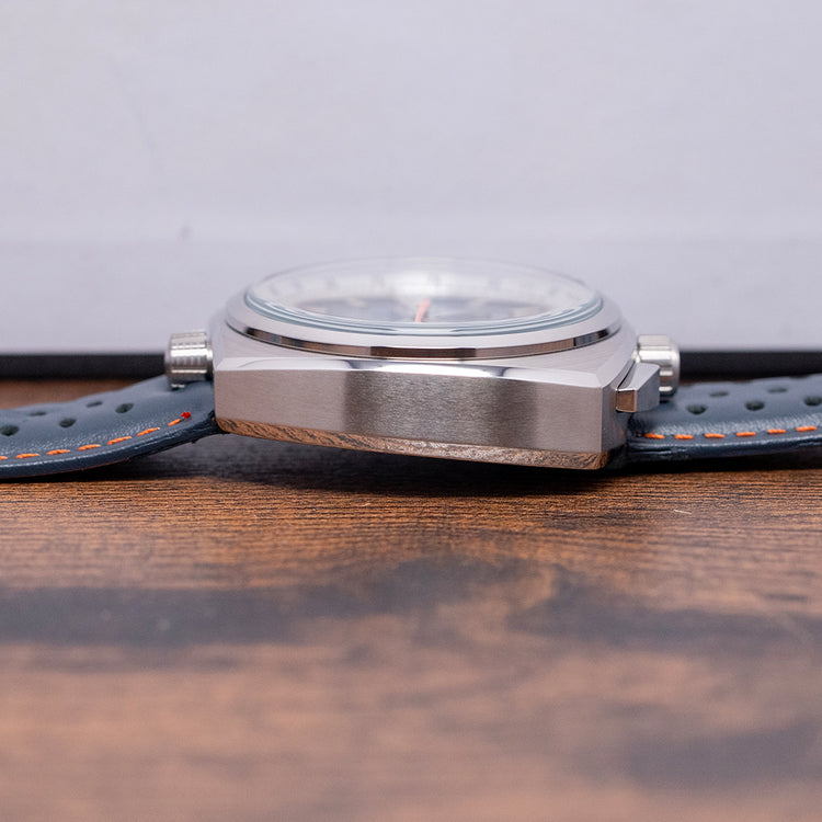 2025 Richurus Bullhead Chrono Quartz Blue on Strap 43.5mm