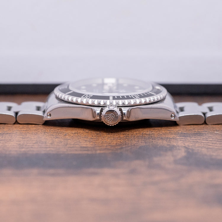 2002 Rolex Submariner No-Date "2 Liner" 40mm 14060M