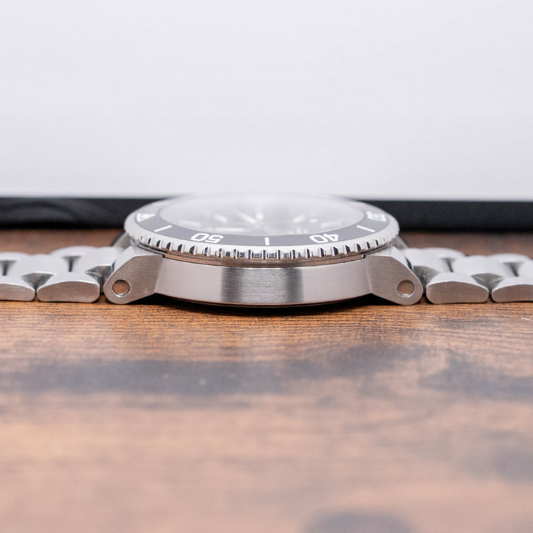 2018 Oris Aquis Date 43.5mm Blue Dial on Bracelet Automatic