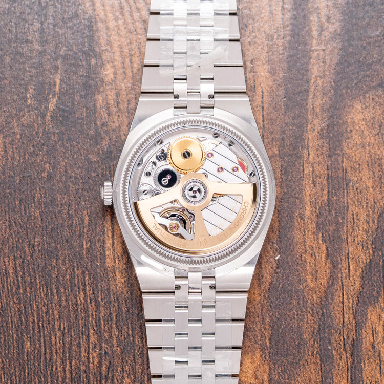 2025 Rolex Land-Dweller 36mm White Dial Automatic 127234