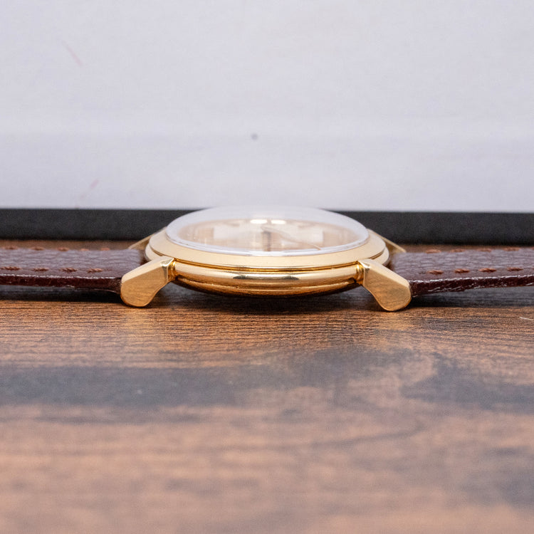 1950s Movado 18ct Gold "Calatrava" Bumper Automatic 32mm