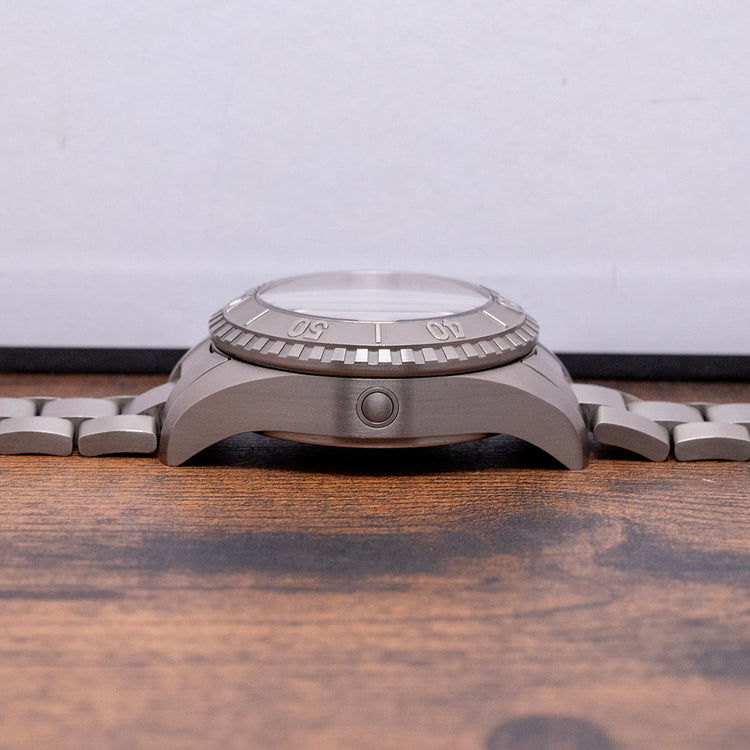 2008 Girard Perregaux Sea Hawk II Pro Titanium 3000M 44mm 49940