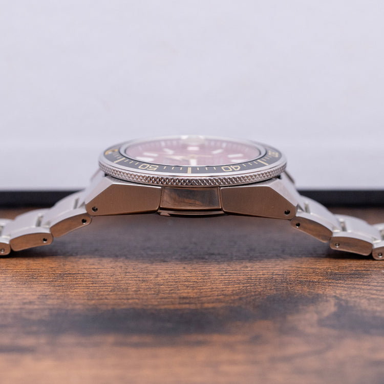 2022 Seiko Suigun “Samurai” Limited Edition Red 44mm SRPH61K1