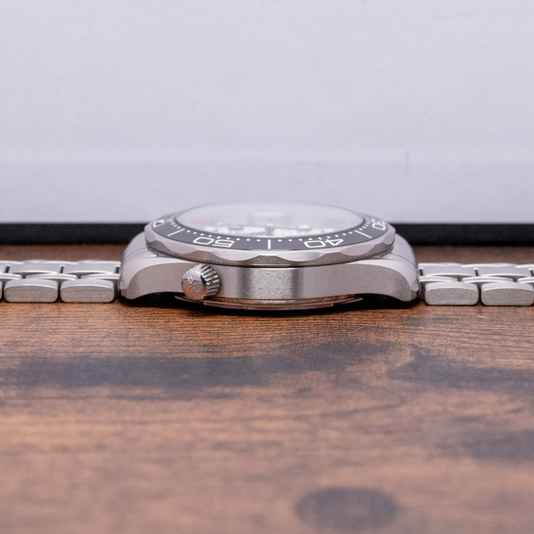 2019 Omega Seamaster Diver 300M 42mm White 210.30.42.20.04.001