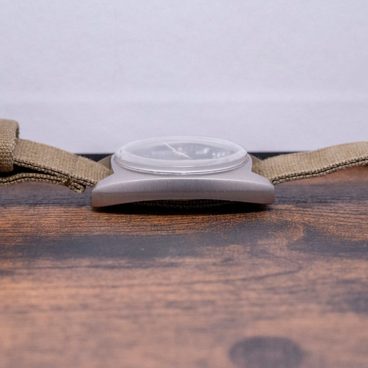 1976 CWC W10 British Military Issued 35mm Watch