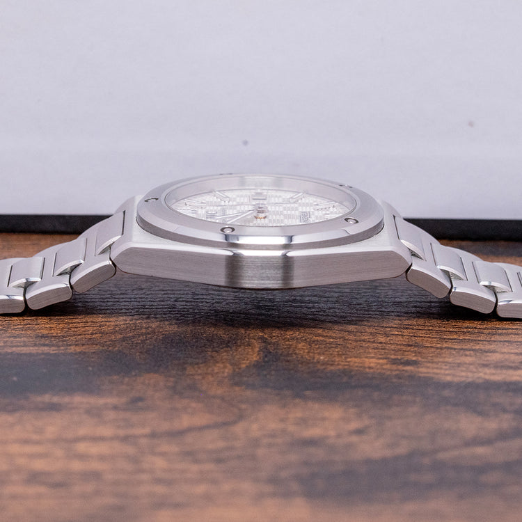 2023 IWC Ingenieur Automatic 40mm White/Silver Dial IW328902