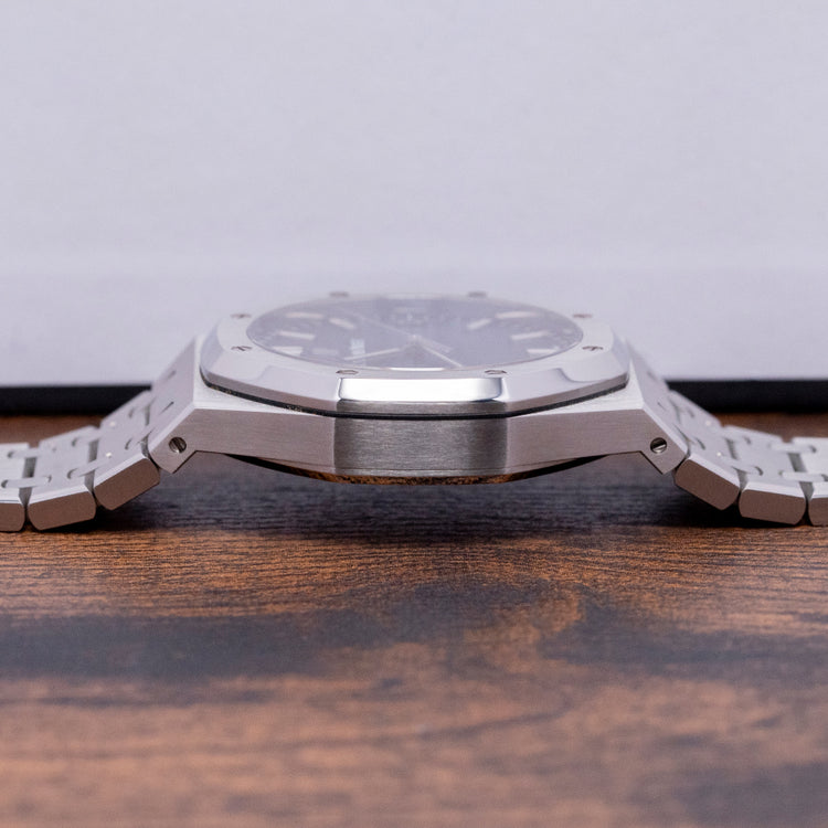 2016/17 Audemars Piguet Royal Oak 41mm Blue Dial 15500ST