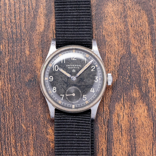 1941 Universal Genève 'Wilhelmina' Black 30mm 31250