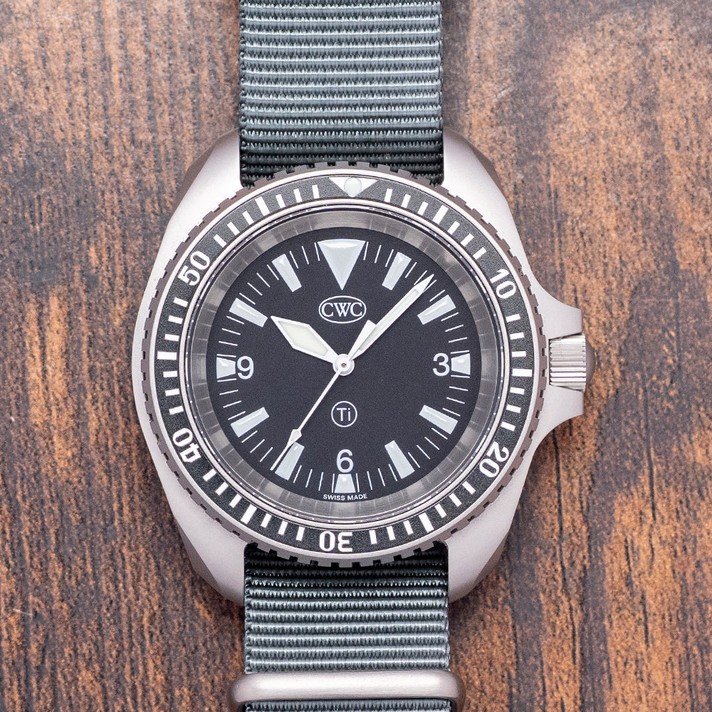 2025 CWC Ti300 Titanium Quartz Diver 41.5mm