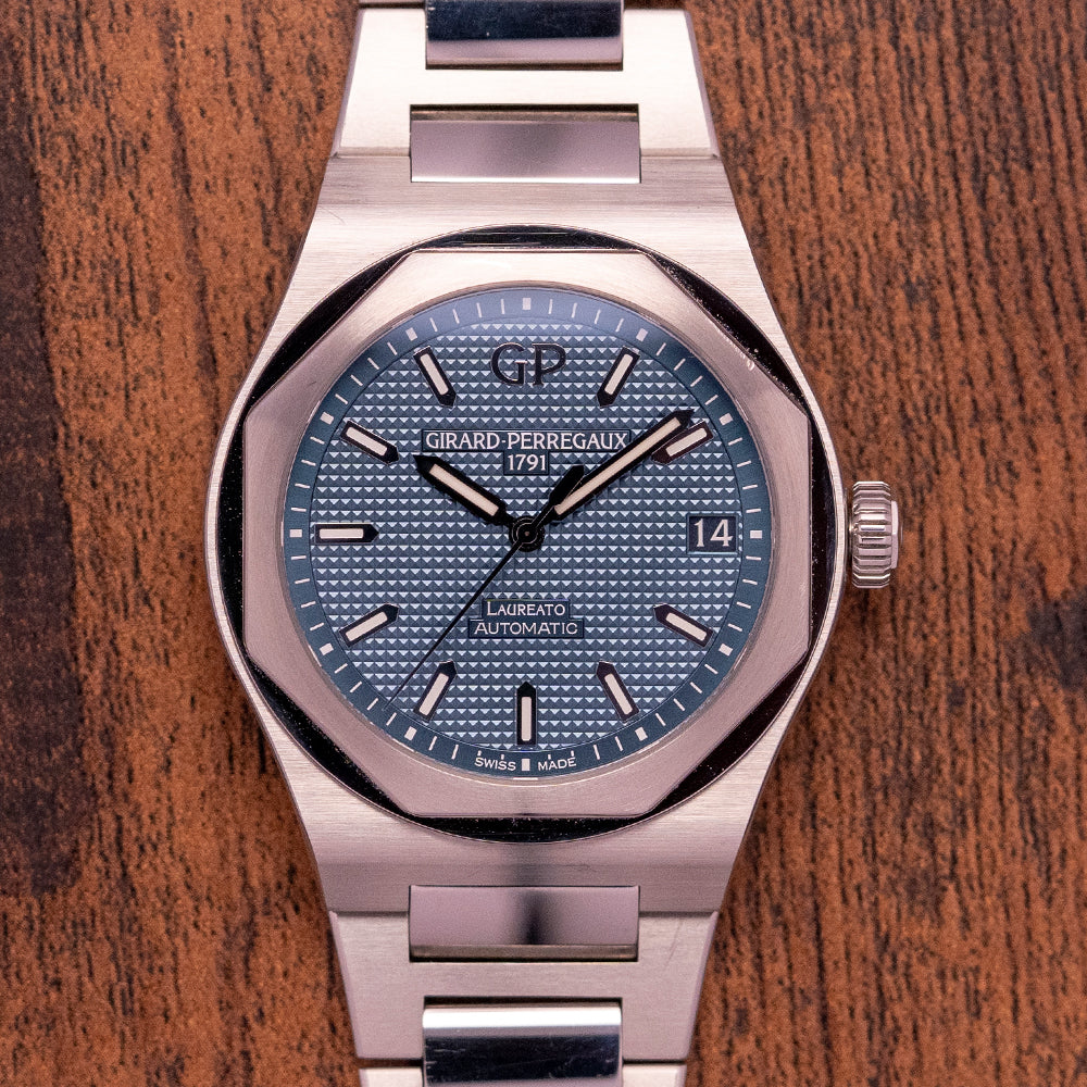 2018 Girard Perregaux Laureato 42 Blue Auto 81010 11 431 11A