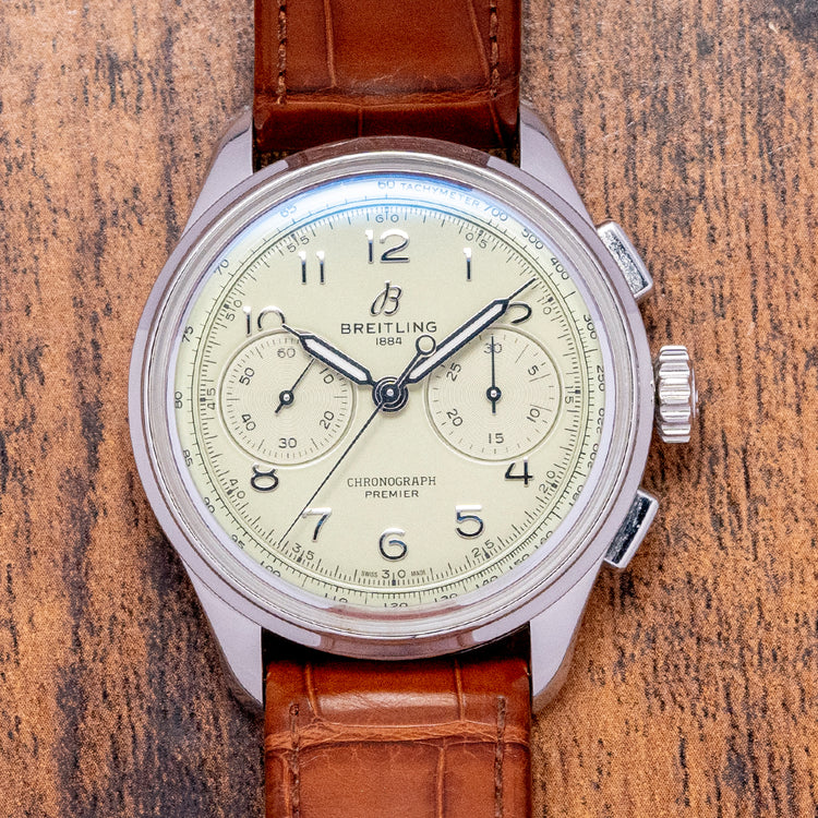 2021 Breitling B09 Chronograph 40 "Pistachio" Dial AB0930D31L1P1