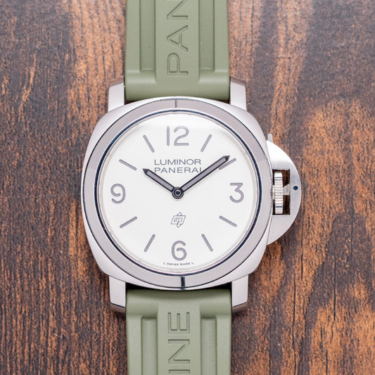 2025 Panerai Luminor Base Logo White 44mm PAM01087
