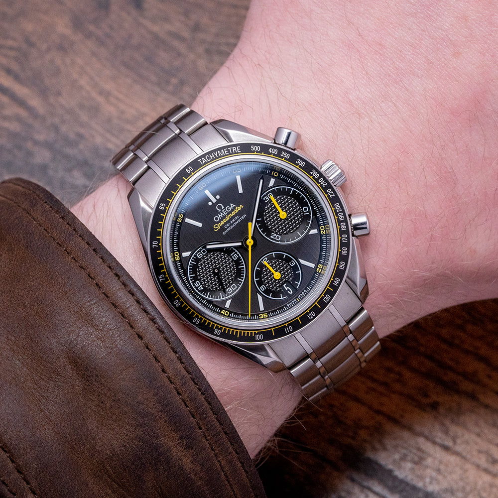 Omega speedmaster outlet racing automatic