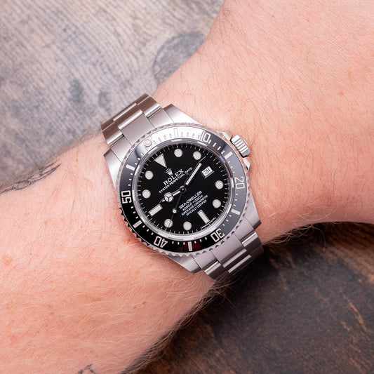 2016 Rolex Sea-Dweller 4000 40mm on Bracelet 116600