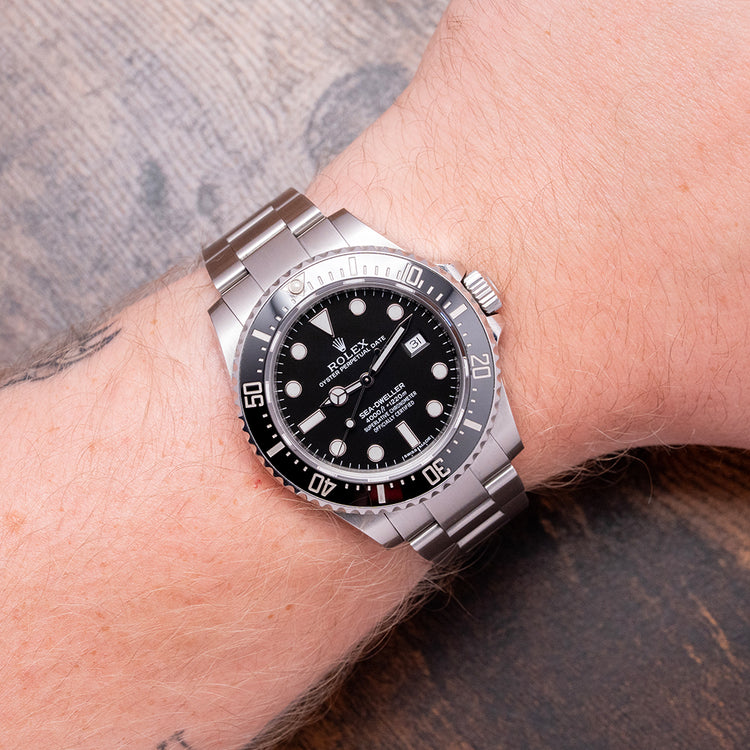 2016 Rolex Sea-Dweller 4000 40mm on Bracelet 116600