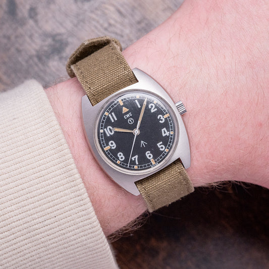 1976 CWC W10 British Military Issued 35mm Watch