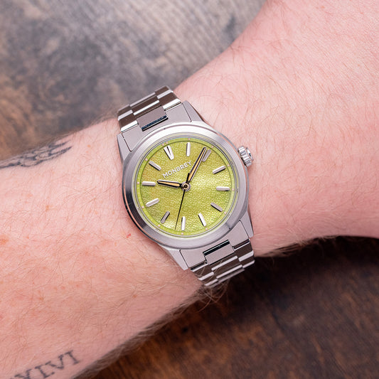 2025 Monbrey MB2 Vintage Begonia Flower Glass HK Limited 37.5mm