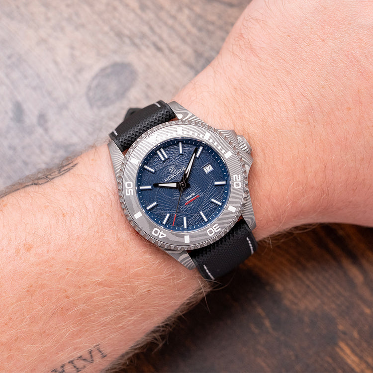 2024 McQuaide Q1-B Abyss Damascus Steel Automatic 43.5mm