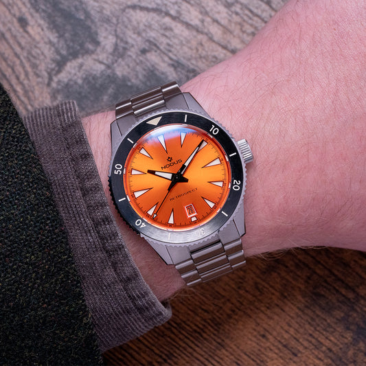 2023 Nodus Retrospect III Flare Orange Automatic